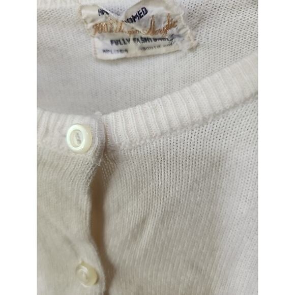 REP OF KOREA 50's 100% Virgin Acrylic Flower Embroidered Cardigan Small A99 - Picture 3 of 6